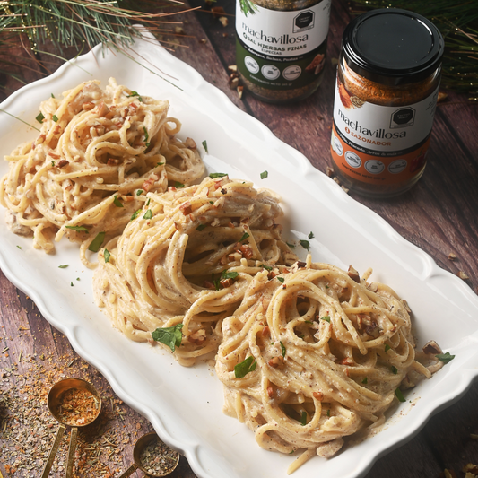 SPAGHETTI EN SALSA DE NUEZ